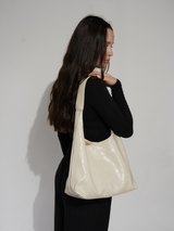 Sac porté beige femme, vue latérale décontracté